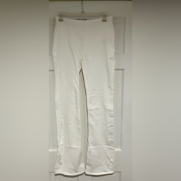 NWT We the Free - Free People Pull On White Flare Pants Size 28 - Picture 2 of 9